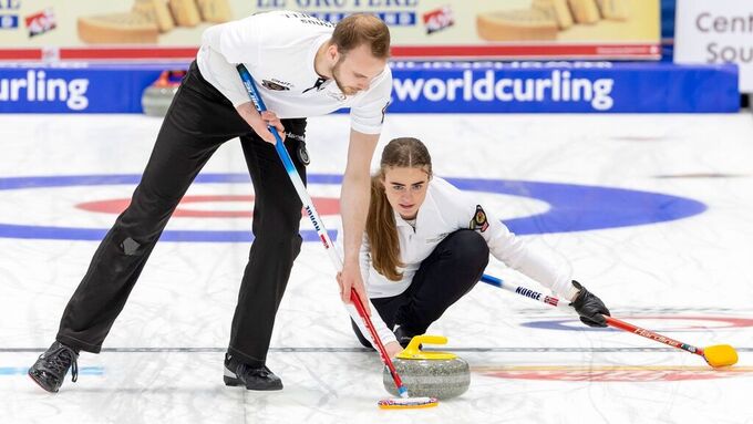brakseier curling-VM – opp i delt ledelse – VG Sportsdøgnet