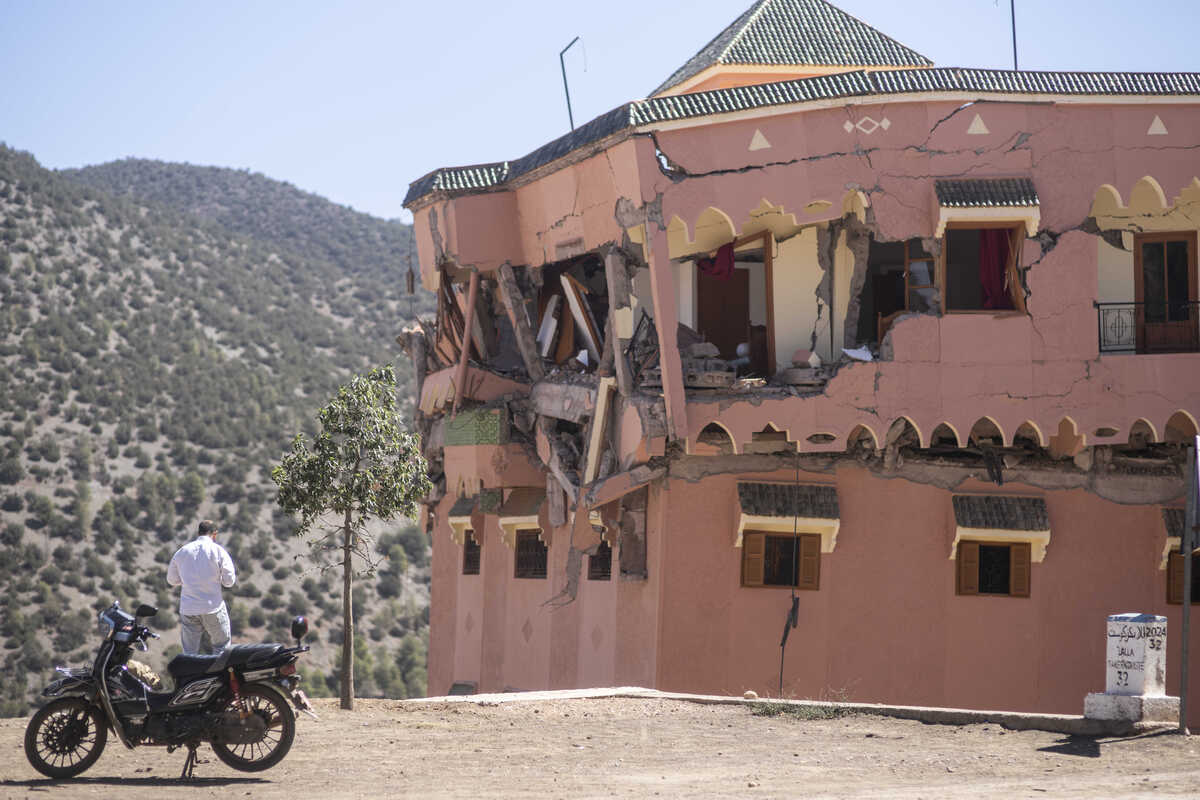 Hus som förstörts i jordbävningen i Marocko. 