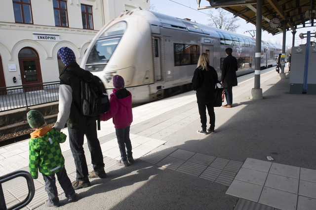 Lätt att glömma. Det blev inget stopp för SJ:s tåg i Enköping. Bilden är från ett tidigare tillfälle när ett annat tåg stannade. 
