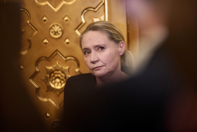Eva Kristin Hansen går formelt av som stortingspresident når hennes erstatter er klar.