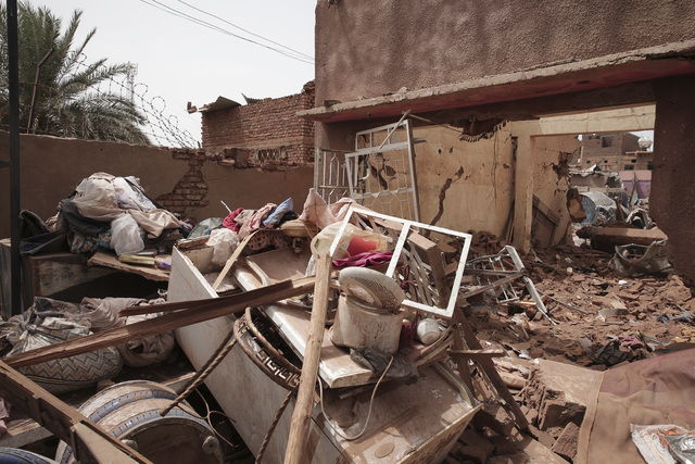 Ett hus som förstörts i den senaste tidens strider i Sudans huvudstad Khartoum.