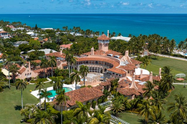USA:s expresident Donald Trumps residens Mar-a-Lago i Palm Beach, Florida. Arkivbild.
