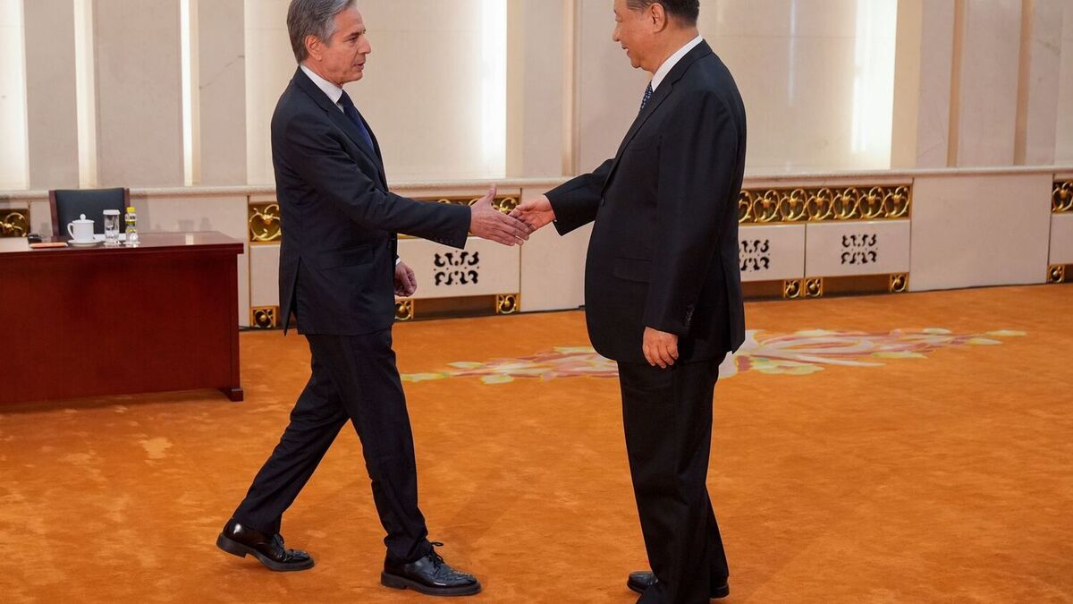 USAs utenriksminister Antony Blinken møtte fredag Kinas president Xi Jinping i Beijing, to dager etter at president Joe Biden signerte lovvedtak som begge anses som antikinesiske.