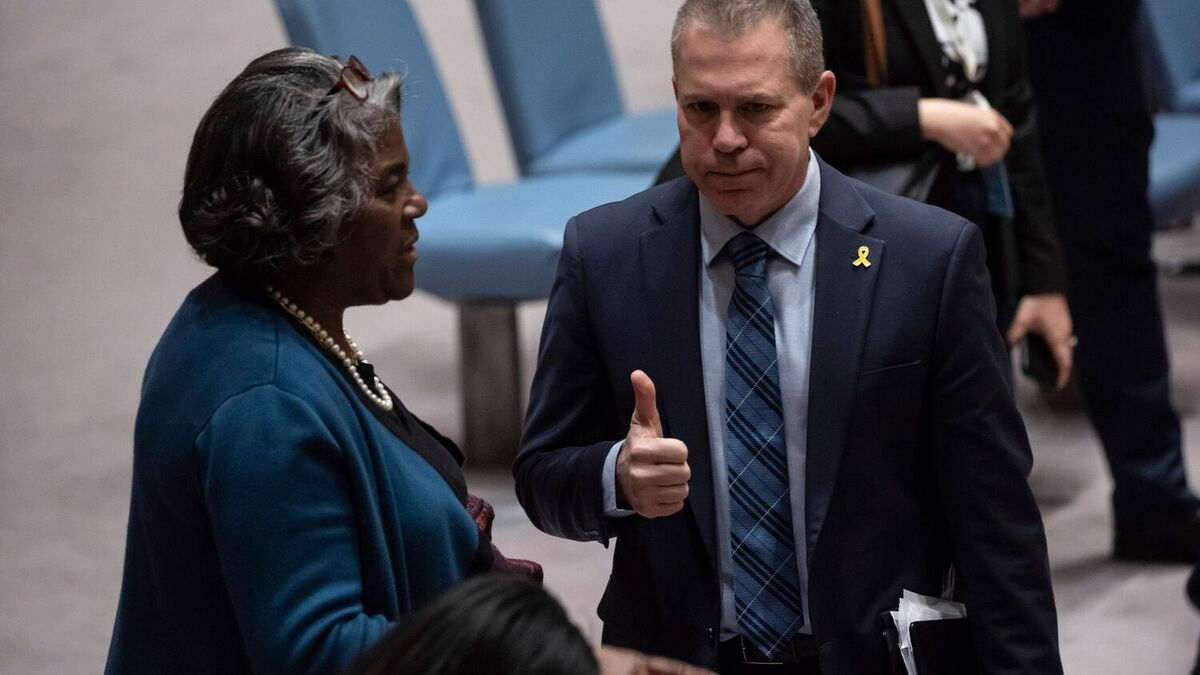 En ny avstemning vil skje i Sikkerhetsrådet mandag. Bildet viser Israels faste representant til FN, Gilad Erdan, og USAs FN-ambassadør Linda Thomas-Greenfield.