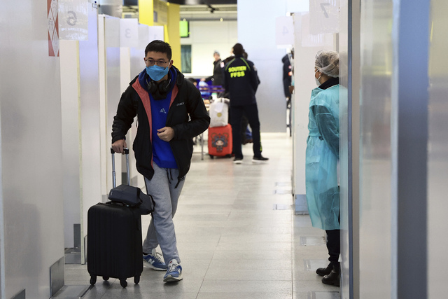 EU-länderna uppmanas att testa resenärer från Kina. 