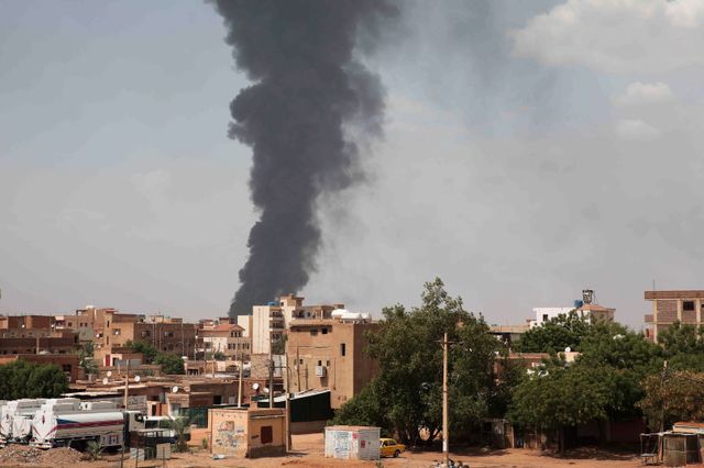 Bilder från striderna i Khartoum den 8 juni