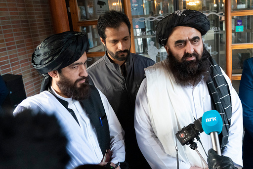 Amir Khan Muttaqi og Anas Haqqani og resten av Taliban-delegasjonen skal i dag ha samtaler med Norge på Soria Moria hotell i Oslo.