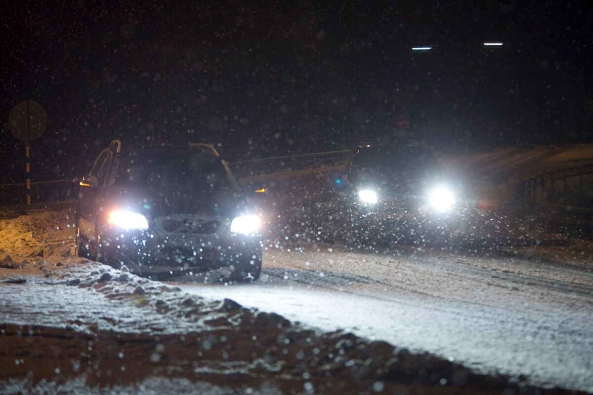 Enligt SMHI kan snön medföra trafikproblem