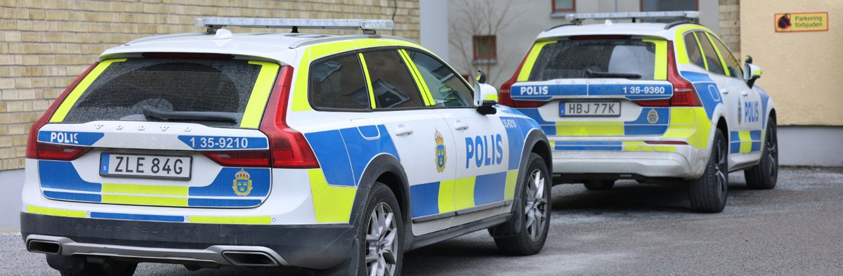 Polis på plats i Järfälla efter larm om misstänkt grovt brott