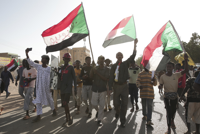 Oron växer i Sudan. Bild från demonstration mot militärstyret i Khartum häromveckan.