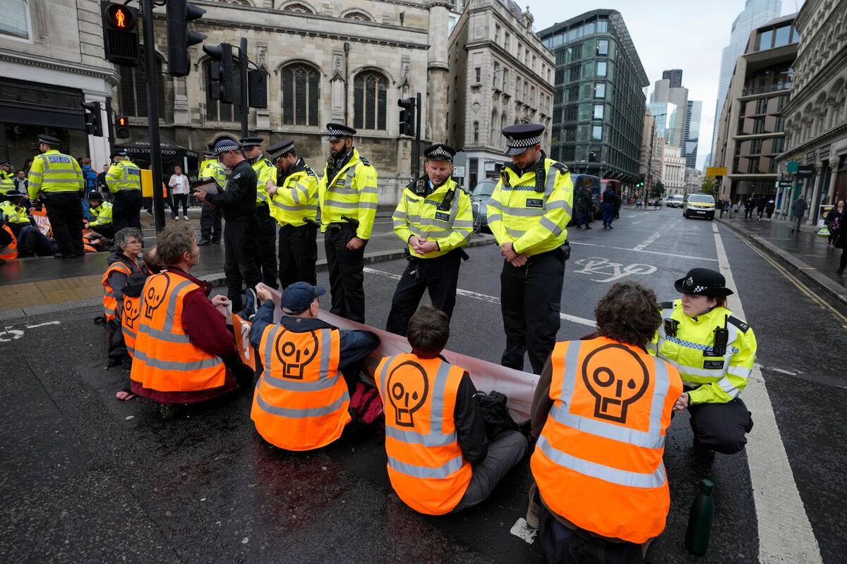 Just Stop Oil-aktivister vid en protest i London 27 oktober förra året.
