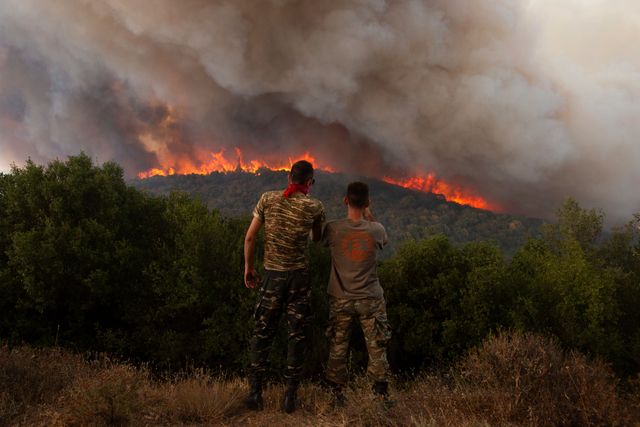 Grekiska skogsbränder i somras. Nu avgörs tre klimatmål i Europadomstolen för mänskliga rättigheter. Arkivbild.