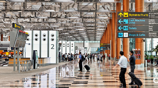 <p><b>CHANGI</b>-flyplassen er Singapores internasjonale flyplass, og topper listen for femte året på rad.</p>