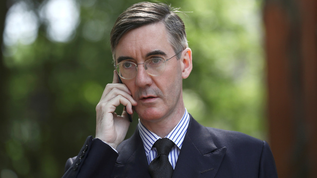 <p><b>MULIG MAY-RIVAL</b>: Jacob Rees-Mogg er mange brexit-tilhengeres favoritt til å bli statsminister.</p>