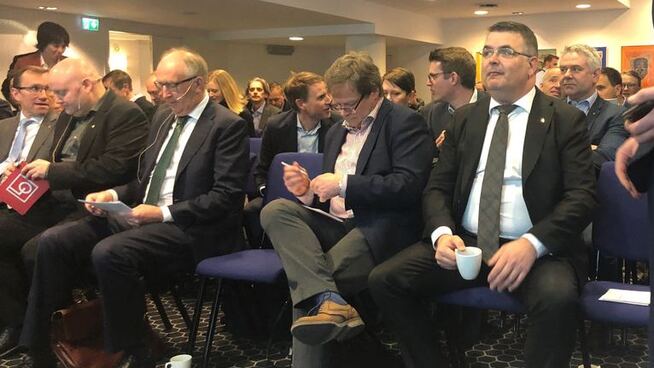 <p><b>PÅ PLASS:</b> Olje- og energiminister Kjell-Børge Freiberg (Frp).</p>