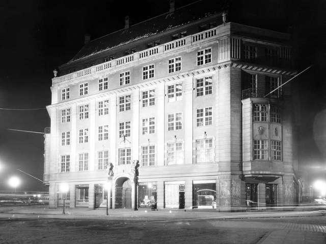 <p><b>100 ÅR:</b> Det tidligere hovedkvarteret til Den norske Amerikalinje ble oppført i perioden 1916–1919.</p>