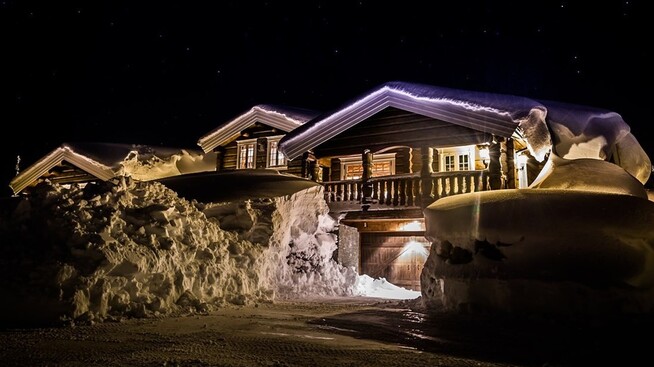 <p><b>SNØRIKT:</b> Reklameannonsen for 25-millionershytten på Trysil legger ikke skjul på at det ikke er mangel på snø i området.</p>