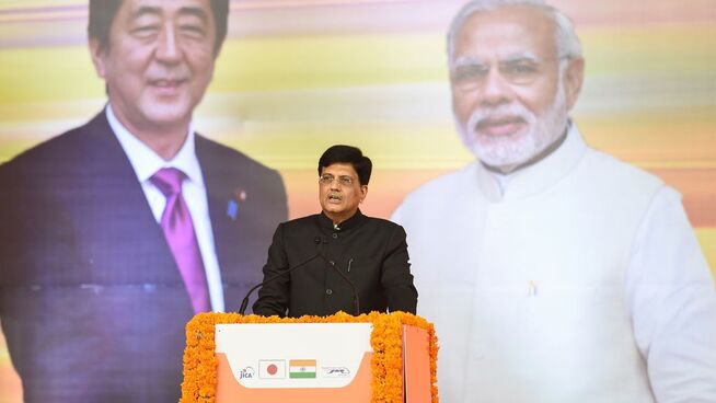 <p><b>SATSER PÅ ELBIL:</b> Indias energiminister Piyush Goyal vil fase ut nye bensinbiler innen 2030.</p>