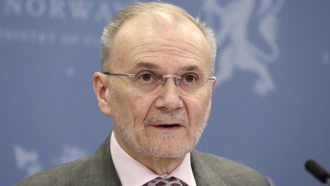 <p><b>RENTEREKORD:</b> Aldri har den norske pengemarkedsrenten vært lavere. Professor Knut Anton Mork utelukker ikke at det kan utløse rentekutt fra noen banker.</p>