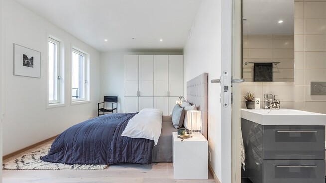 <p><b>DYRT:</b> Såkalt master bedroom, altså et større soverom med tilhørende bad, er selvsagt i Norges dyreste leiligheter.</p>