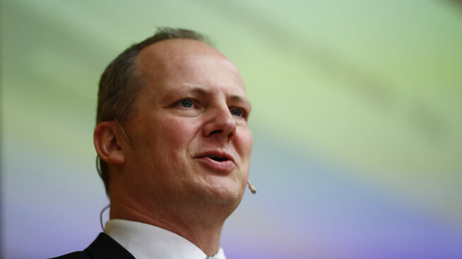 <p>Ketil Solvik Olsen (FrP), samferdselminister.</p>