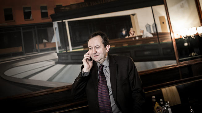 <p>Furseth er professor i innovasjon ved Handelshøyskolen BI. Han mener nordmenns netthandel truer norsk varehandel. </p>