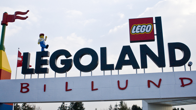 <p><b>LITEN MEN STOR:</b> Billund i det sørlige Danmark er en liten by, men har stor flyplass og stor flyplasstrafikk. Mye grunnet det nærliggende Legoland.</p>