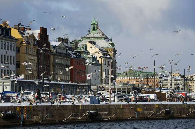 <p><b>SLÅR OSS IKKE:</b> Sverige er det åttende beste landet i verden å leve i. Bildet viser Gamla Stan i Stockholm.</p>