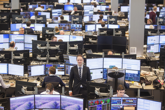 <b>VENTER SVAKERE KRONE:</b> Valutastrateg Magne Østnor i DNB Markets.