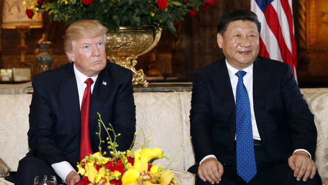 <p><b>ADVARER</b>: IMF advarer mot konsekvensene av handelskriger. Her ser vi presidentene i USA og Kina, Donald J. Trump og Xi Jinping, under deres nylige møte i Washington.</p>