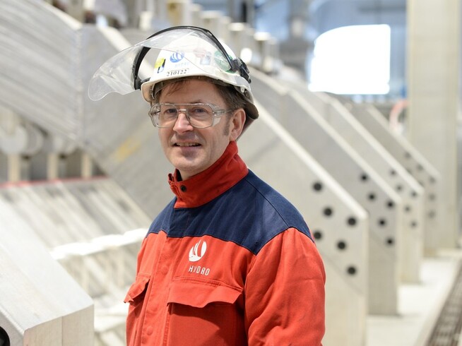 <p><b>STARTER OPP:</b> Haakon Haakonsen er Norsk Hydros Unit Manager Karmøy Technology Pilot Electrolysis.</p>