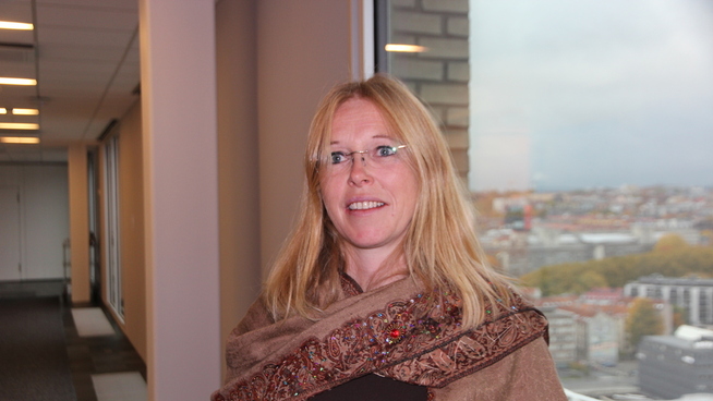 <p>FORNØYD: Naturvernforbundets generalsekretær, Maren Esmark, var fornøyd med DNBs Vipps-presentasjon. Hun mener det virker «himla enkelt» å betale fakturaer gjennom systemet.</p>