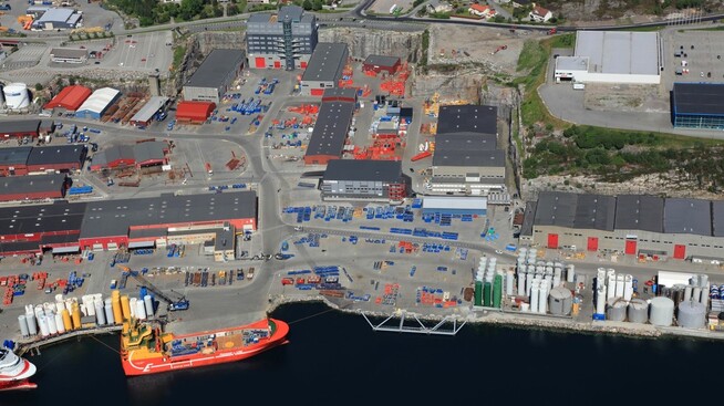 <p><b>NÆRINGSPARK:</b> Vestbase har som mål å være knutepunkt for all offshorerettet aktivitet i Norskehavet. Her leveres en rekke typer varer og tjenester av de ulike firmaene som er etablert her.</p>