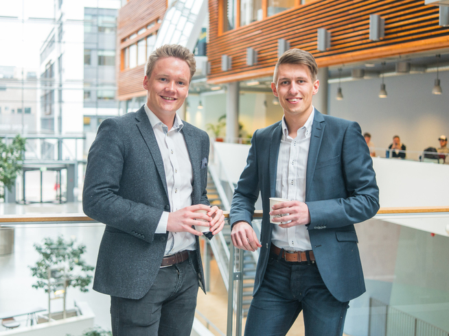 <p><b>LOKKET FERGUSON TIL NORGE:</b> Gründerne Christoffer Pettersen Omberg (23) og Marius Røed Wang (22) sikret seg Alex Ferguson som foredragsholder på deres nye konferanse Oslo Business Forum.</p>