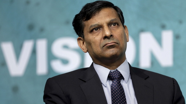 <p><b>TREKKER SEG:</b> Raghuram Rajan ved et IMF-arrangement for to måneder siden.</p>