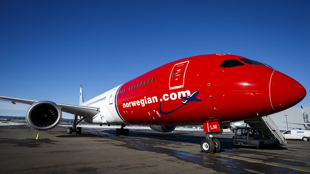 Norwegian-kunder fortviler: Skulle til Alicante – tilbudt tur til Tenerife - E24
