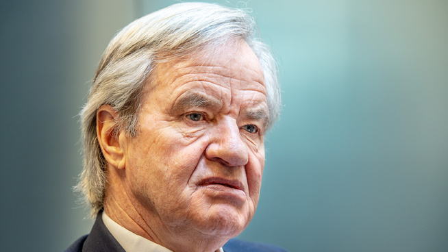 <p>Bjørn Kjos forventer at Boeing tar regningen for at Norwegian måtte sette Max-flyene på bakken. </p>