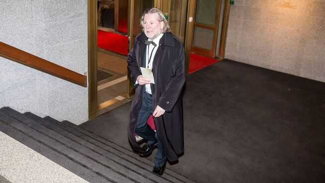 <p><b>KOLONIALMAJOR:</b> Rema-gründer Odd Reitan var også på plass hos Norges Bank.</p>