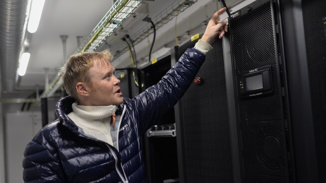<p><b>MISTER MILLIARDKONTRAKT:</b> Selskapet Troll Housing sier de mistet en milliardkontrakt knyttet til et nytt datasenter i Fræna i Møre og Romsdal, etter at regjeringen denne uken varslet full elavgift for datasentre som utvinner kryptovaluta. Dette er selskapets daglige leder Lars Naas.</p>