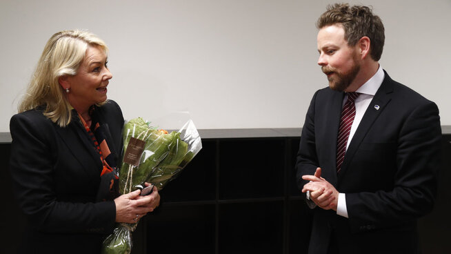 <p><b>BYTTET JOBB:</b> Den 17. januar overtok Torbjørn Røe Isaksen jobben som næringsminister fra Monica Mæland, som har blitt kommunalminister. Under to måneder senere gikk styrelederen i Innovasjon Norge plutselig av.</p>
