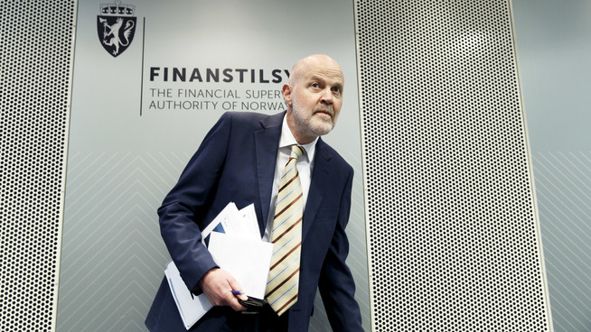 <p><b>FORESLO FORBUD</b>: Finanstilsynet er bekymret for fremveksten av kompliserte finansielle produkter som tilbys vanlige forbrukere, og opplyser at deres foreslåtte innstramming kan bli iverksatt i sommer. Her er finanstilsynsdirektør Morten Baltzersen.</p>