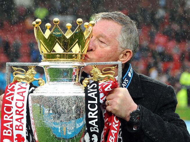 <p>SUKSESSRIK: Ferguson avsluttet managerkarrieren i 2013 med å løfte sitt 13. Premier League trofé. </p>