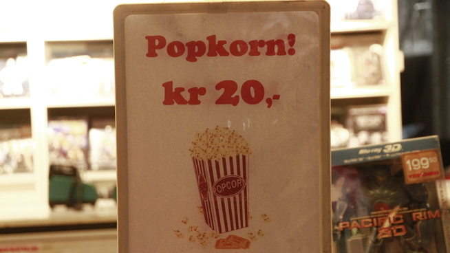 <p><b>POPKORN-TID:</b> – For noen år siden tenkte jeg også det at det ville bli orden på denne ulovlige nedlastingen og strømmetjenestene, sier Video Nova-gründer Pål Granlund.</p>