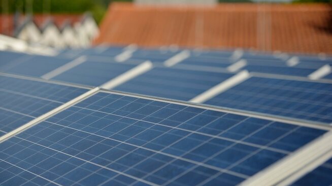 <p><b>STORAVTALE:</b> Saga Energy skal bidra til å forsyne Iran med strøm.</p>