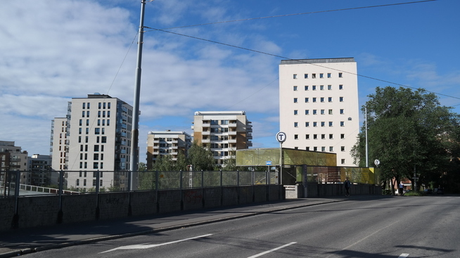 <p><b>SLIK KAN DET BLI:</b> Det åpnes for bygging av blokker opp til tolv etasjer, sier Haavard Nordlie. Her fra blokkene rundt Storo T-Banestasjon, like i nærheten.</p>