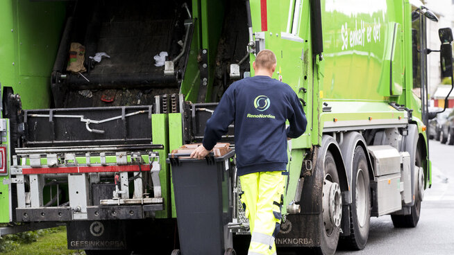 <p><b>KONKURSTRØBBEL:</b> 134 kommuner er rammet av konkursen i avfallsselskapet RenoNorden. Over hele landet jobbes det på spreng for å løse problemene.</p>