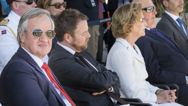 <p><b>SATSER I SØR-AMERIKA:</b> Norwegian-sjef Bjørn Kjos, næringsminister Torbjørn Røe Isaksen og dronning Sonja og kong Harald under innvielsen av Norwegians tilstedeværelse i Argentina i vår.</p>