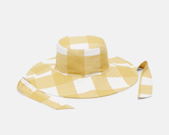 Rutete hatt med bånd