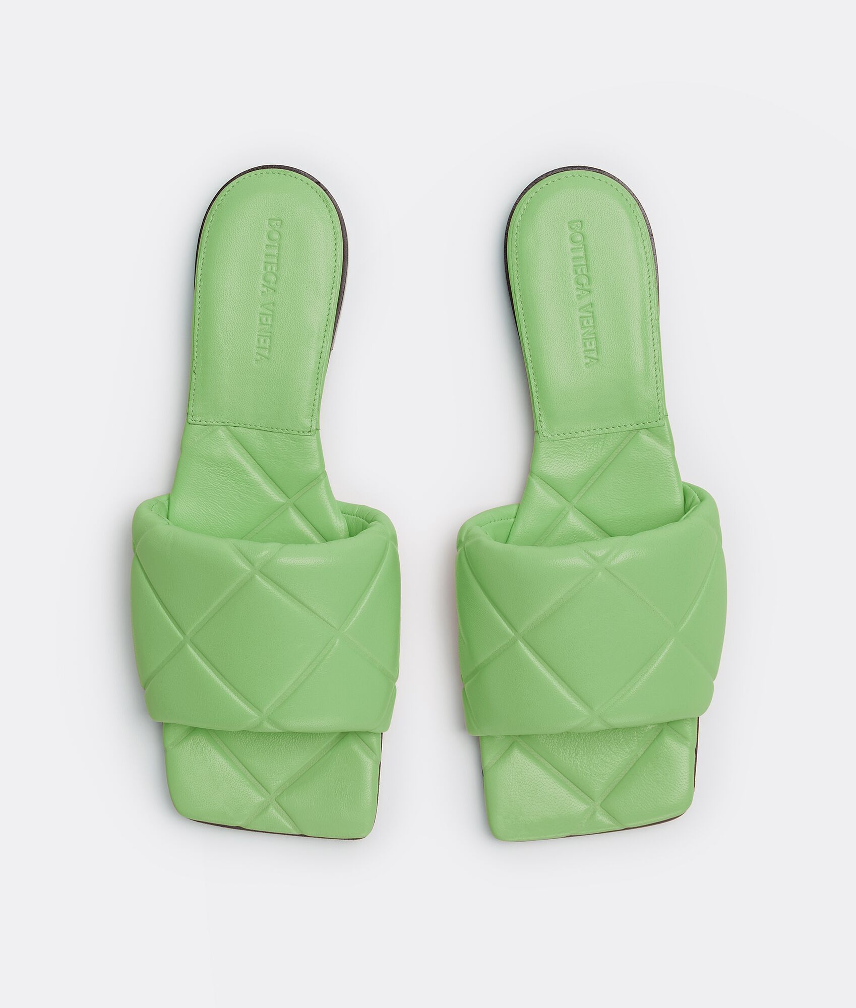 Flate slippers fra Bottega Veneta 