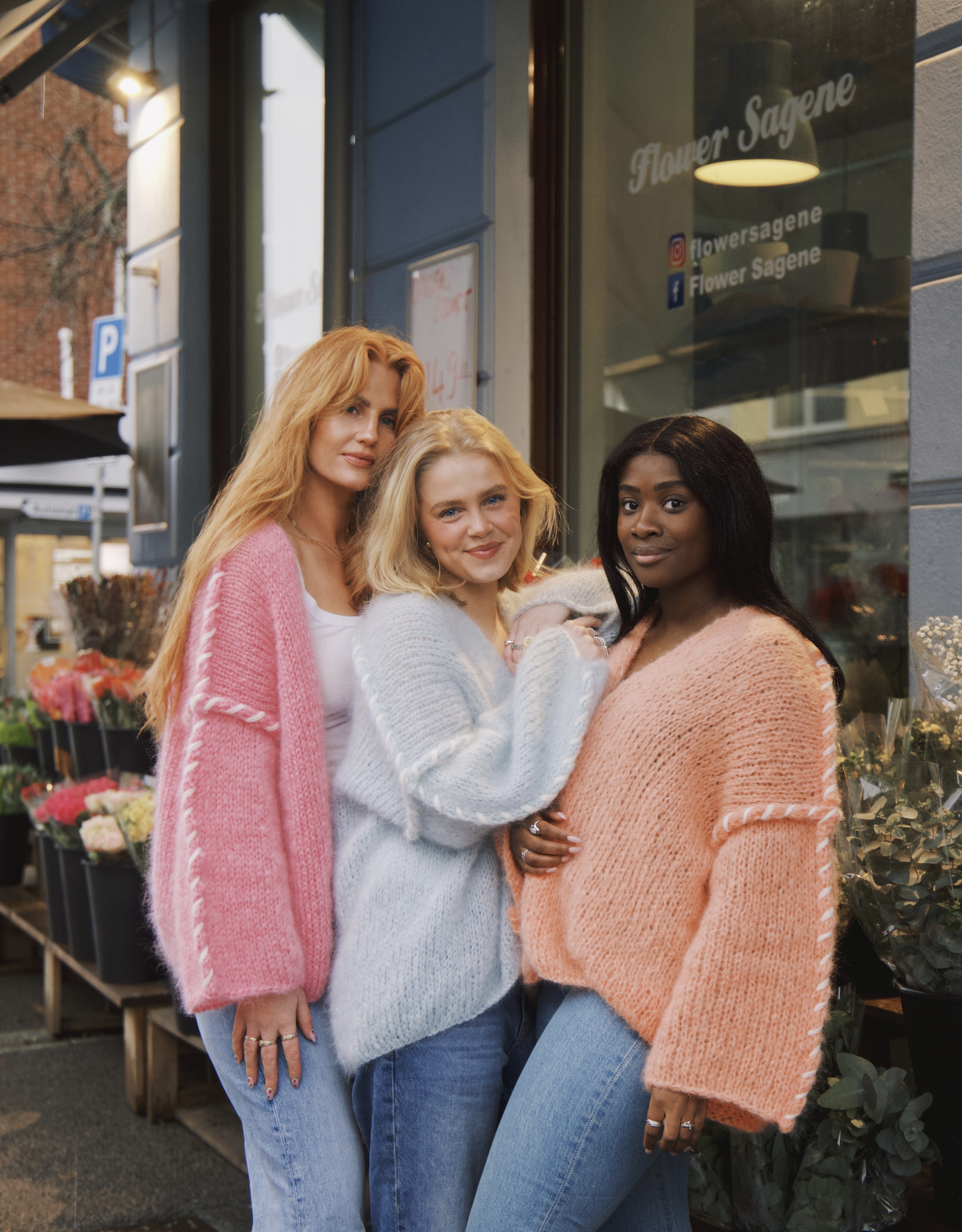 Strikkeoppskrift Stitch cardigan MinMote